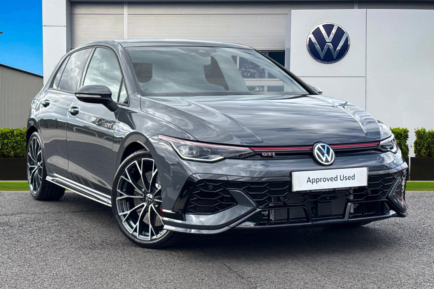 Main listing image - Volkswagen Golf GTI