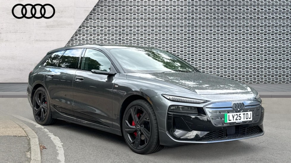 Main listing image - Audi e-tron
