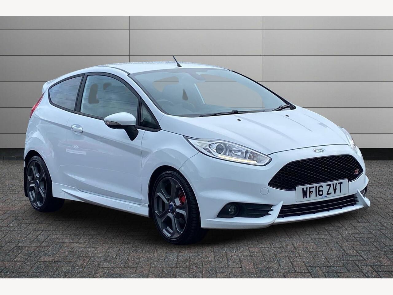 Main listing image - Ford Fiesta ST
