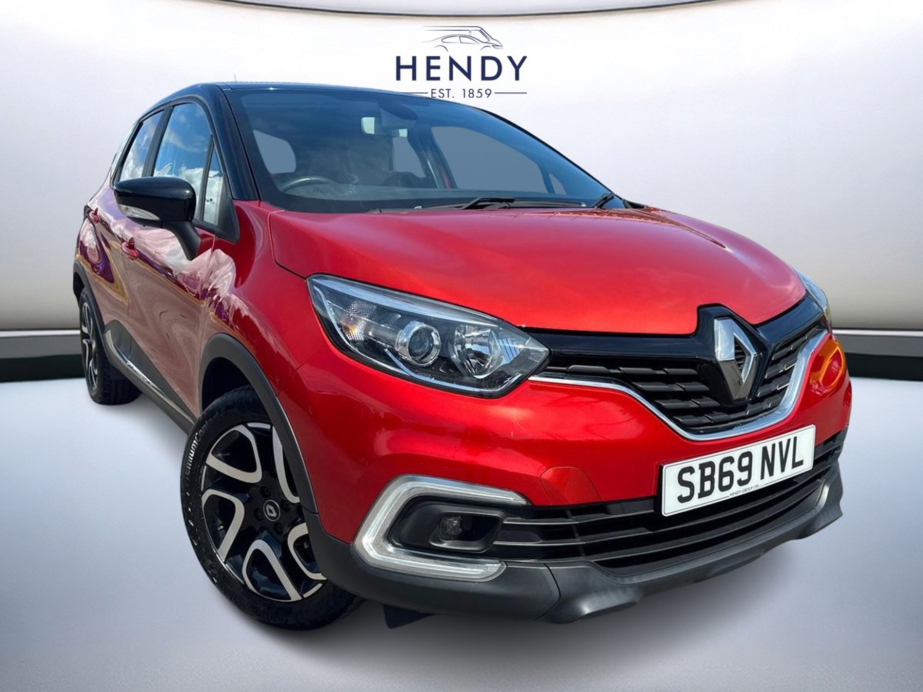 Main listing image - Renault Captur