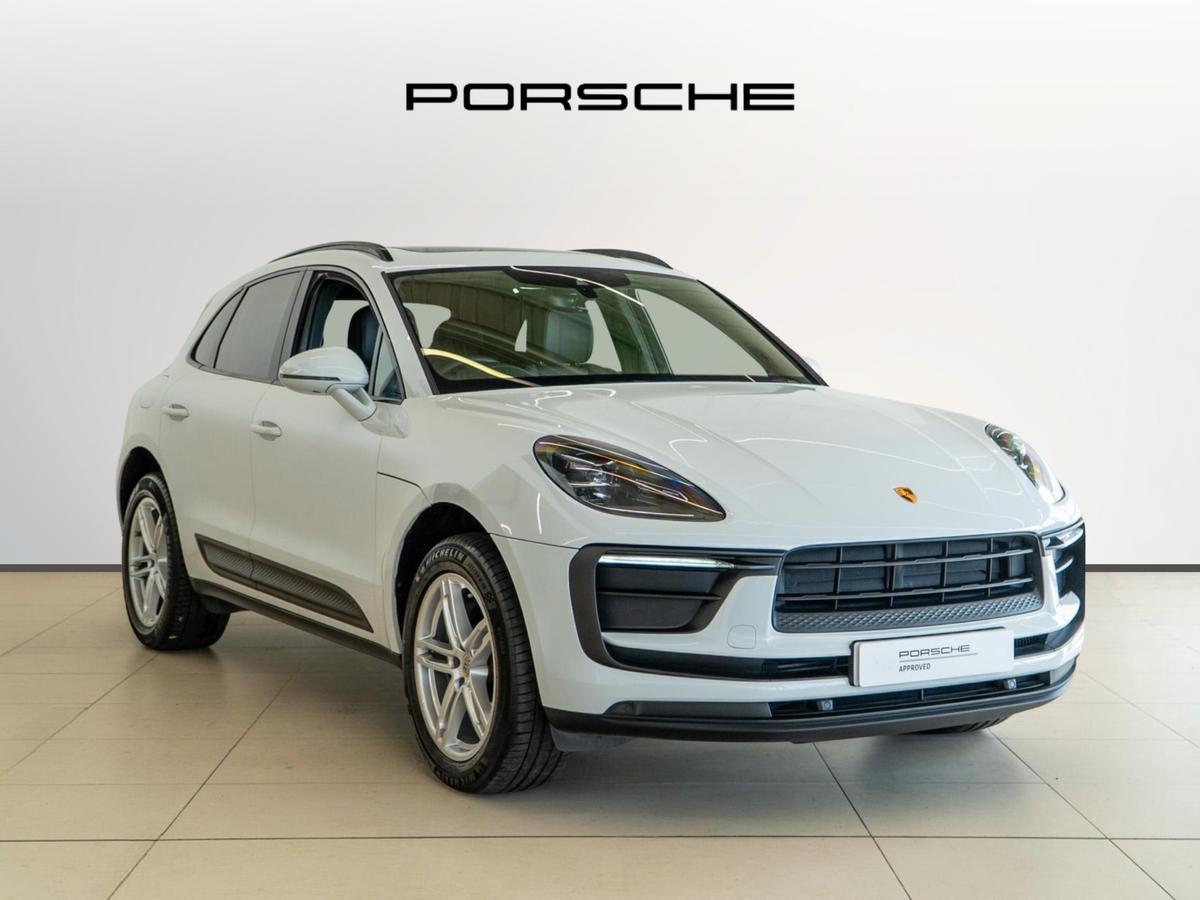 Main listing image - Porsche Macan