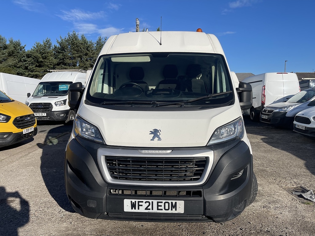 Main listing image - Peugeot Boxer