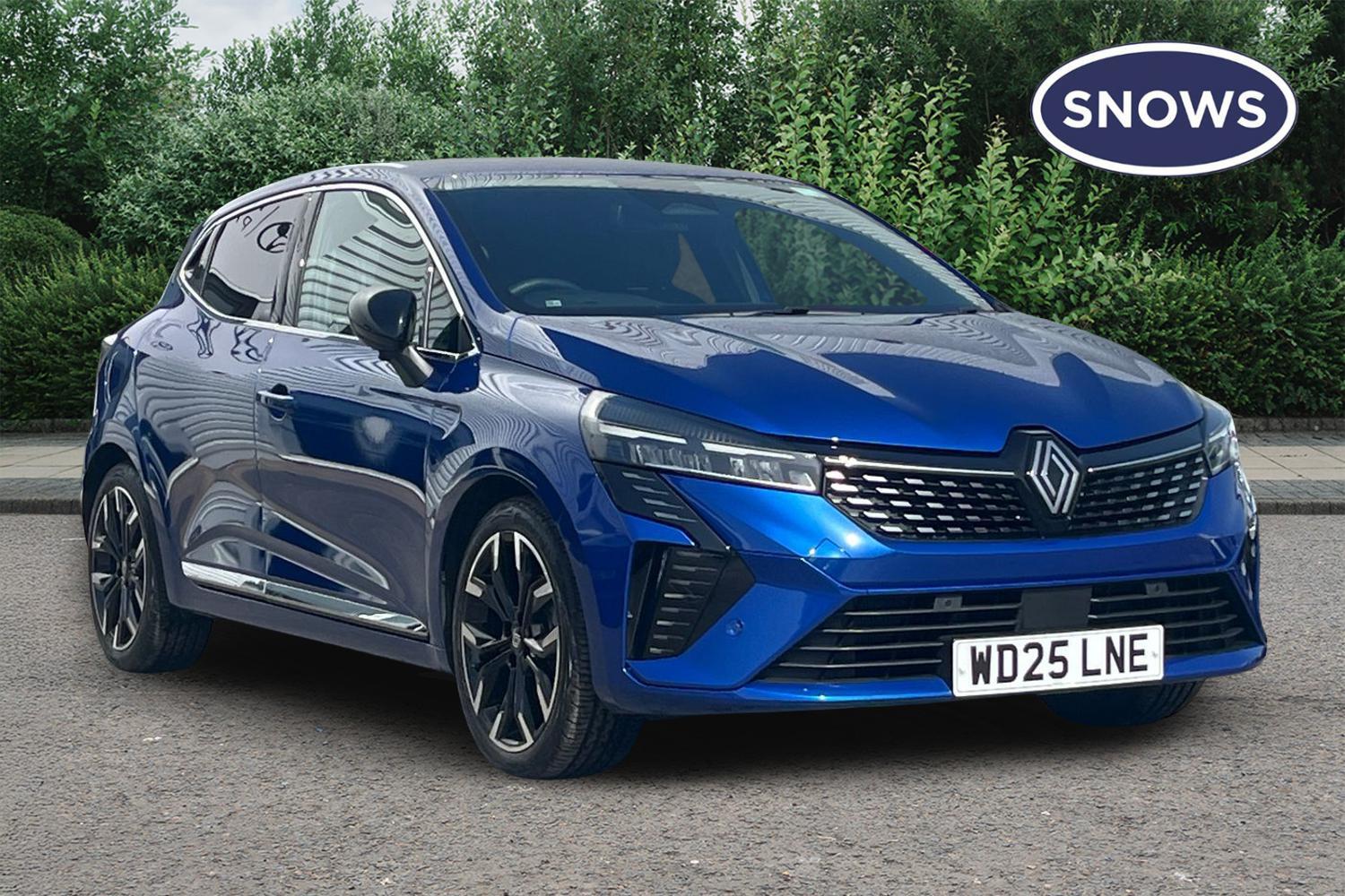 Main listing image - Renault Clio