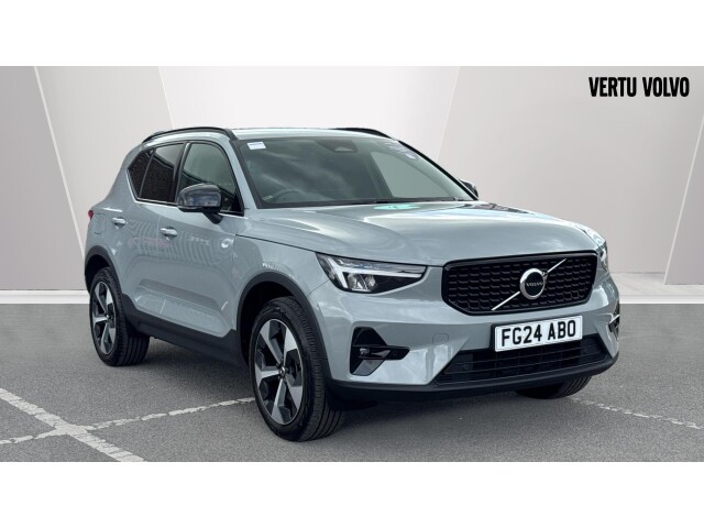 Main listing image - Volvo XC40