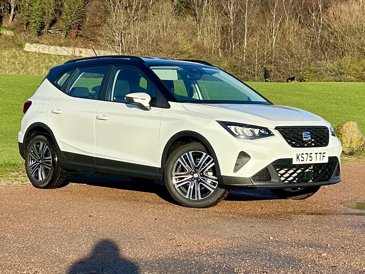 Main listing image - SEAT Arona