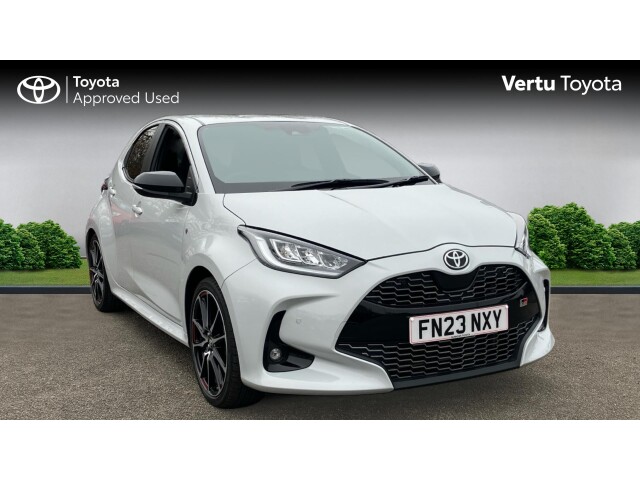 Main listing image - Toyota Yaris