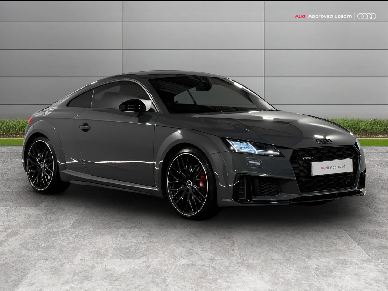 Main listing image - Audi TT S