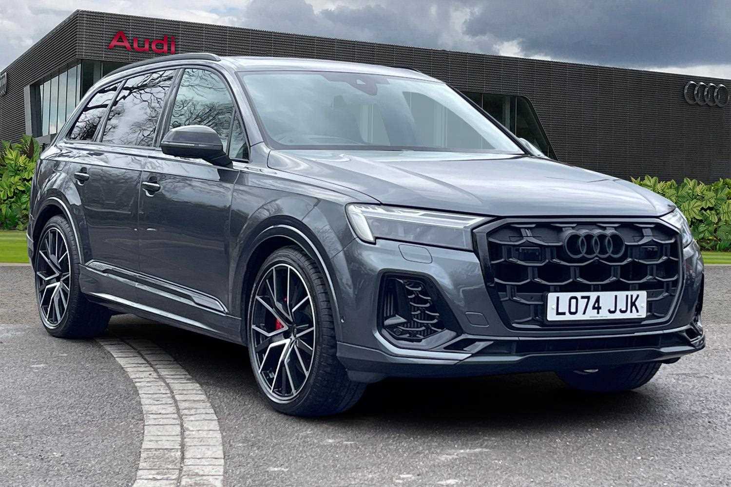 Main listing image - Audi SQ7