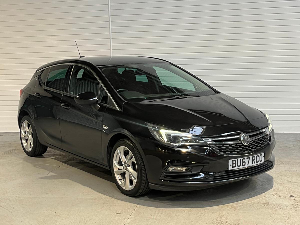 Main listing image - Vauxhall Astra