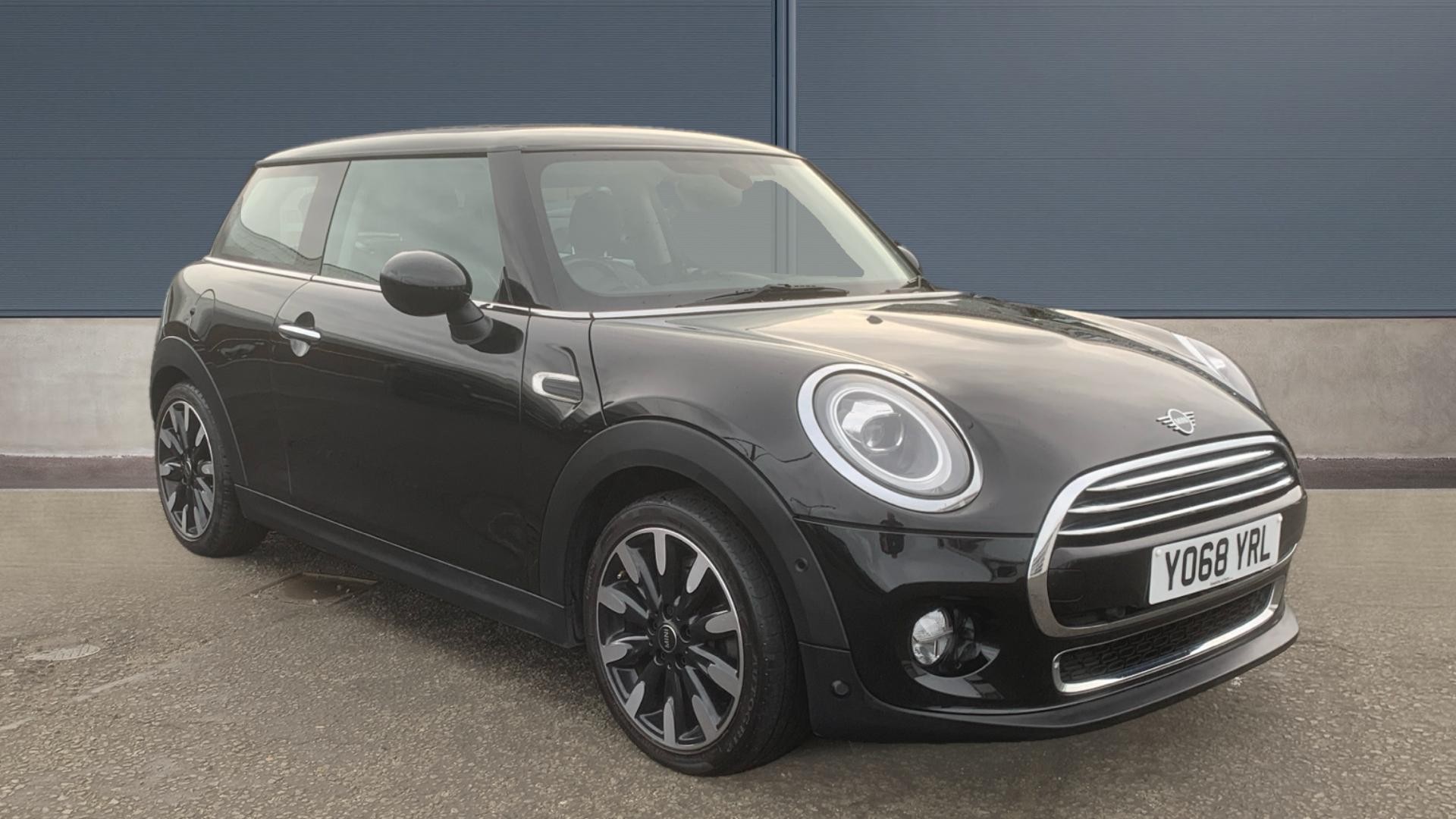 Main listing image - MINI Hatchback