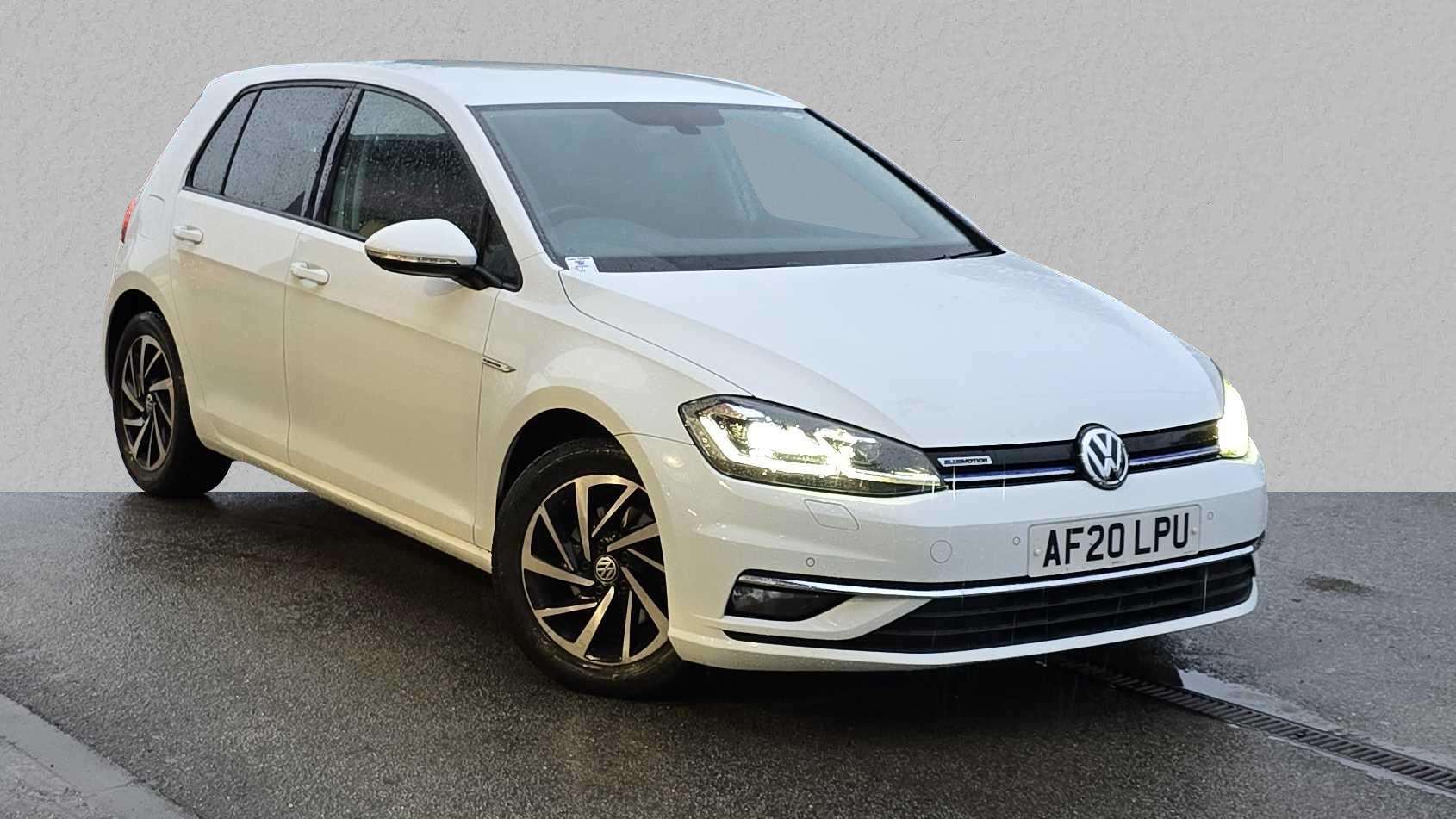Main listing image - Volkswagen Golf