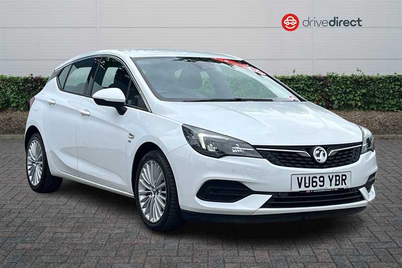 Main listing image - Vauxhall Astra