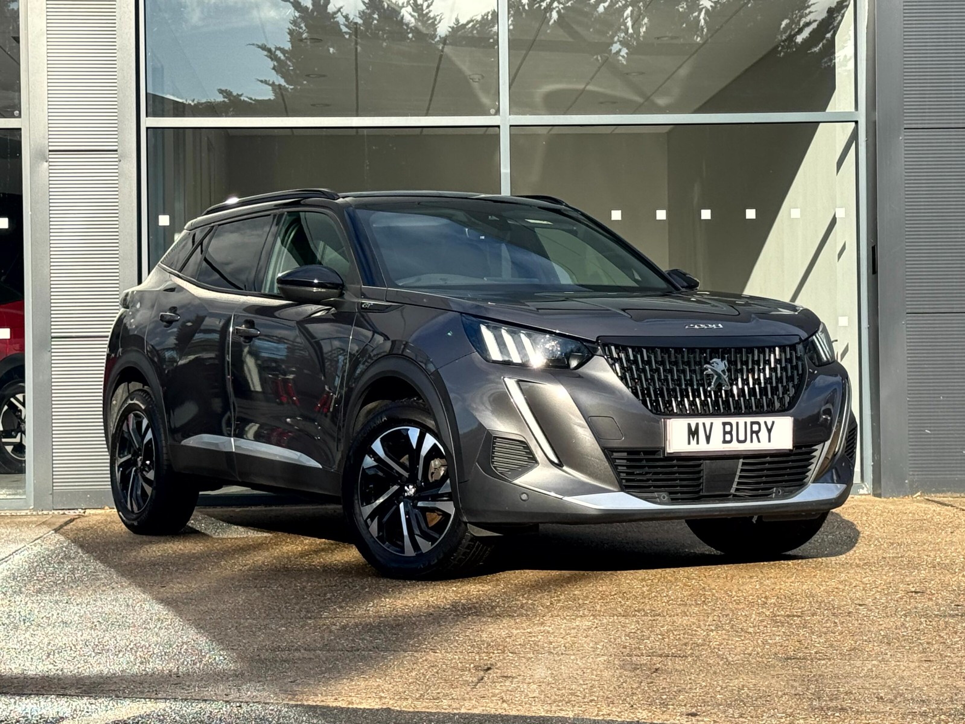 Main listing image - Peugeot 2008