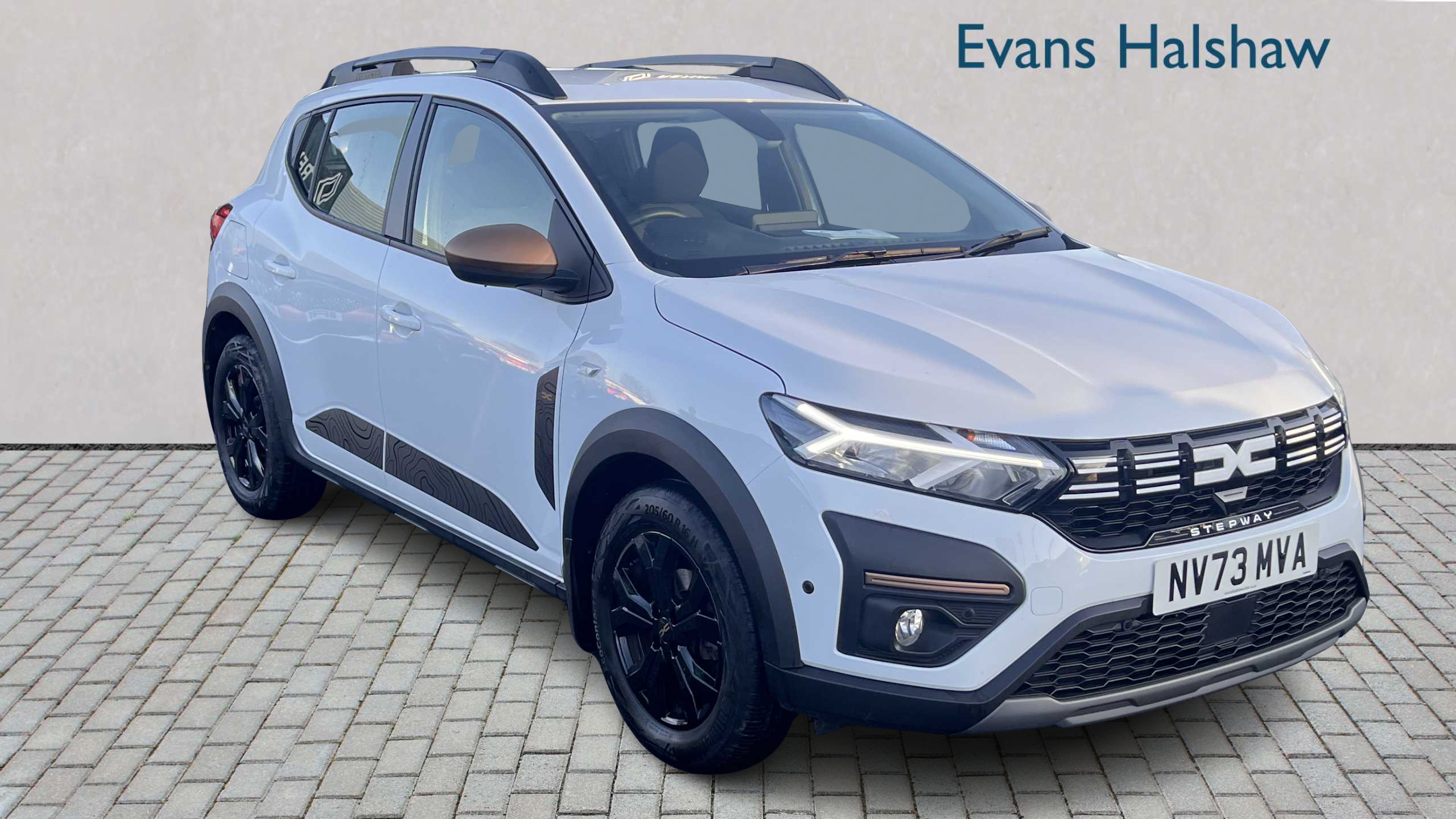 Main listing image - Dacia Sandero Stepway