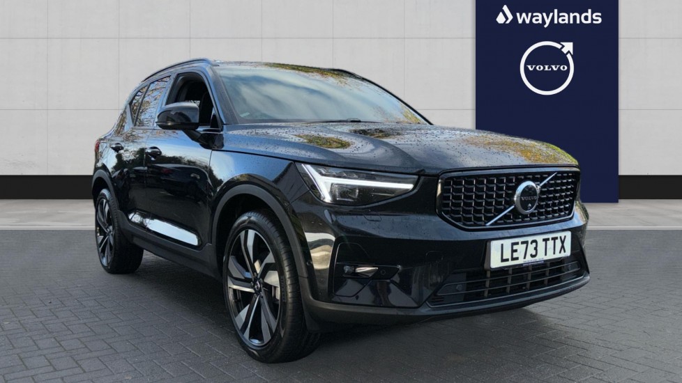 Main listing image - Volvo XC40