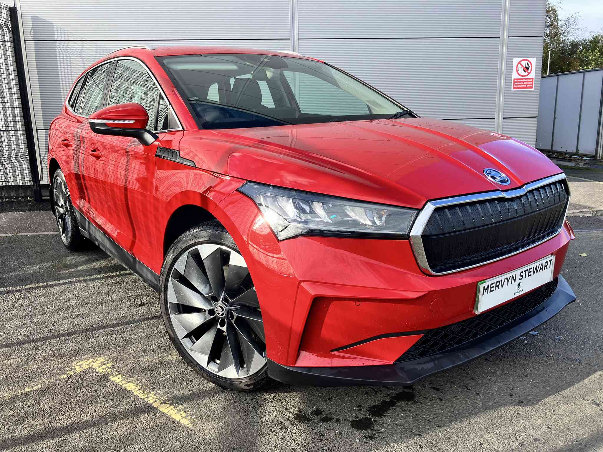 Main listing image - Skoda Enyaq