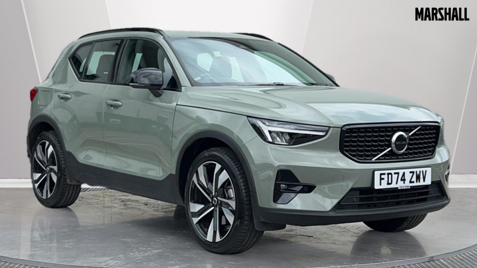 Main listing image - Volvo XC40