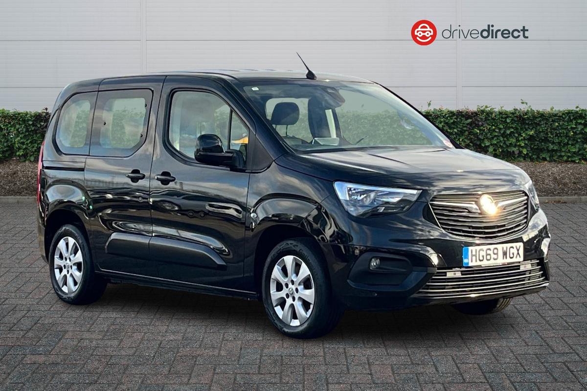 Main listing image - Vauxhall Combo Life