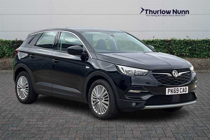 Main listing image - Vauxhall Grandland X