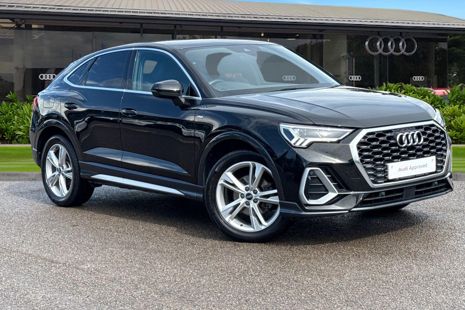 Main listing image - Audi Q3