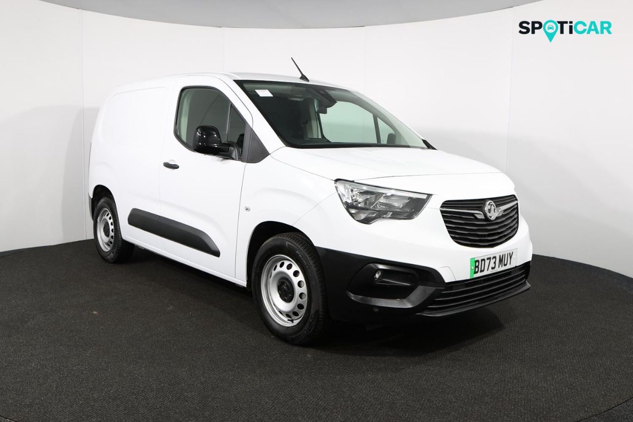 Main listing image - Vauxhall Combo Cargo-e