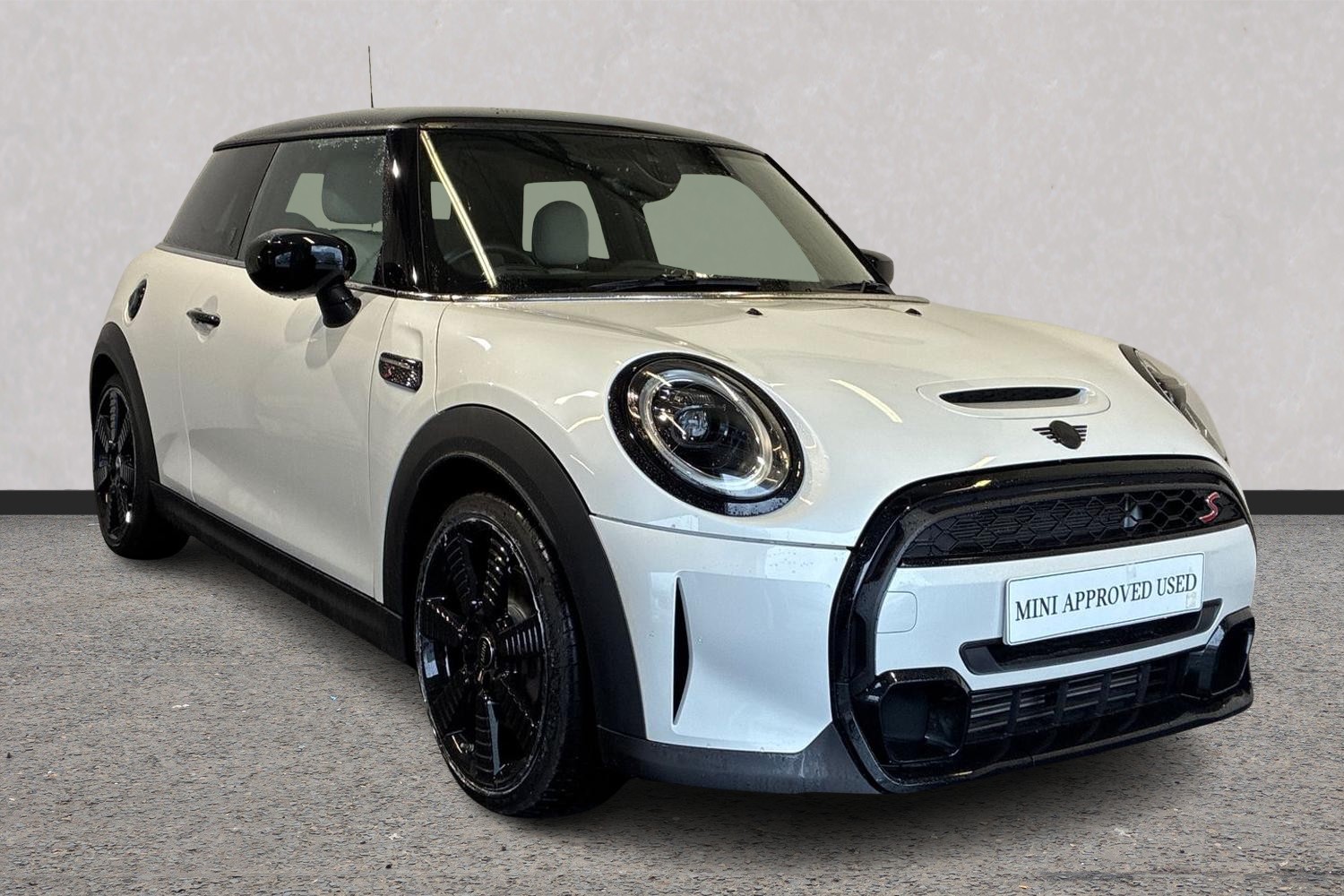 Main listing image - MINI Hatchback