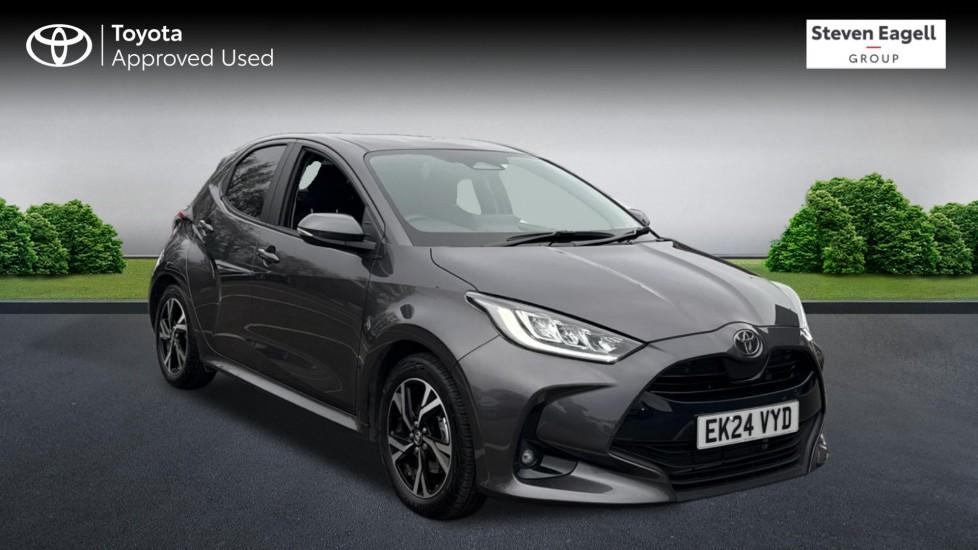 Main listing image - Toyota Yaris