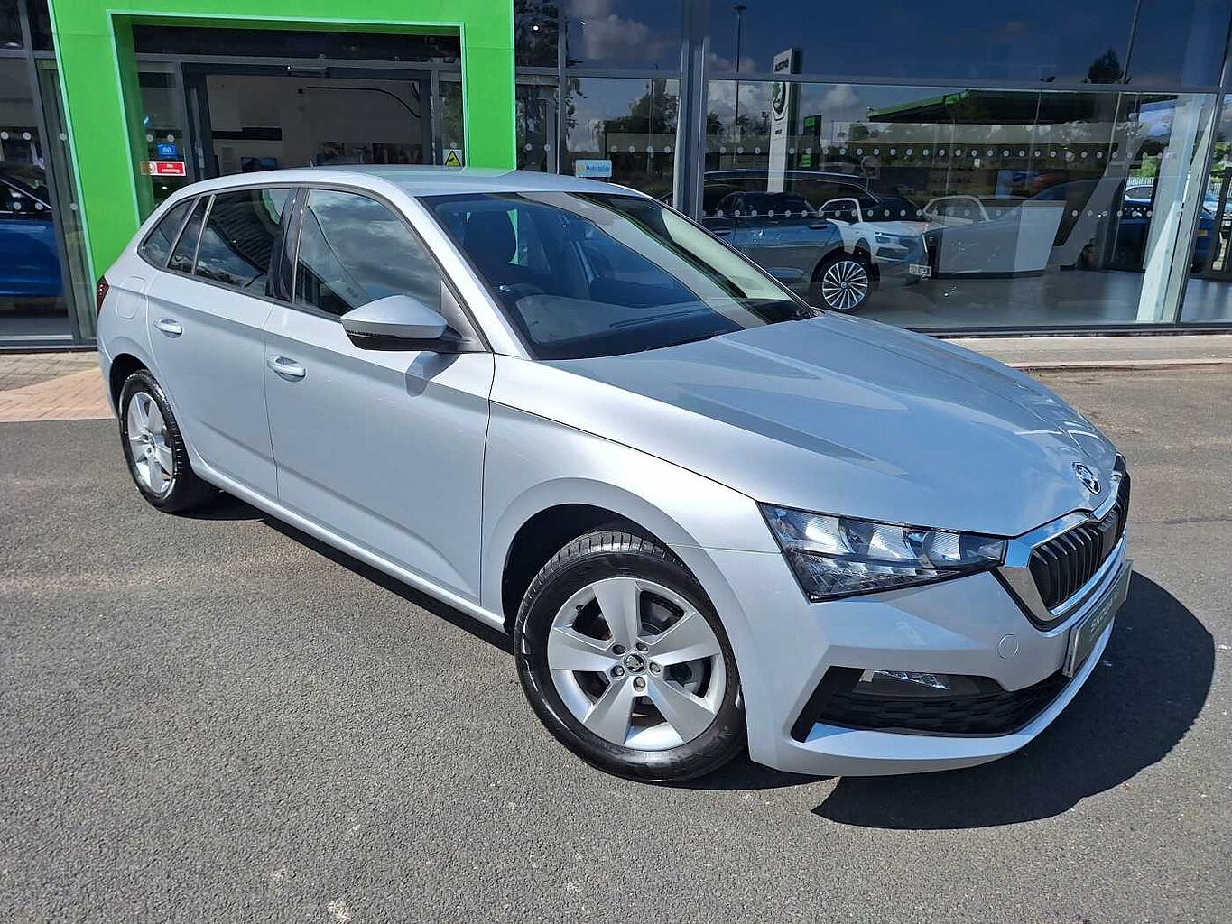 Main listing image - Skoda Scala