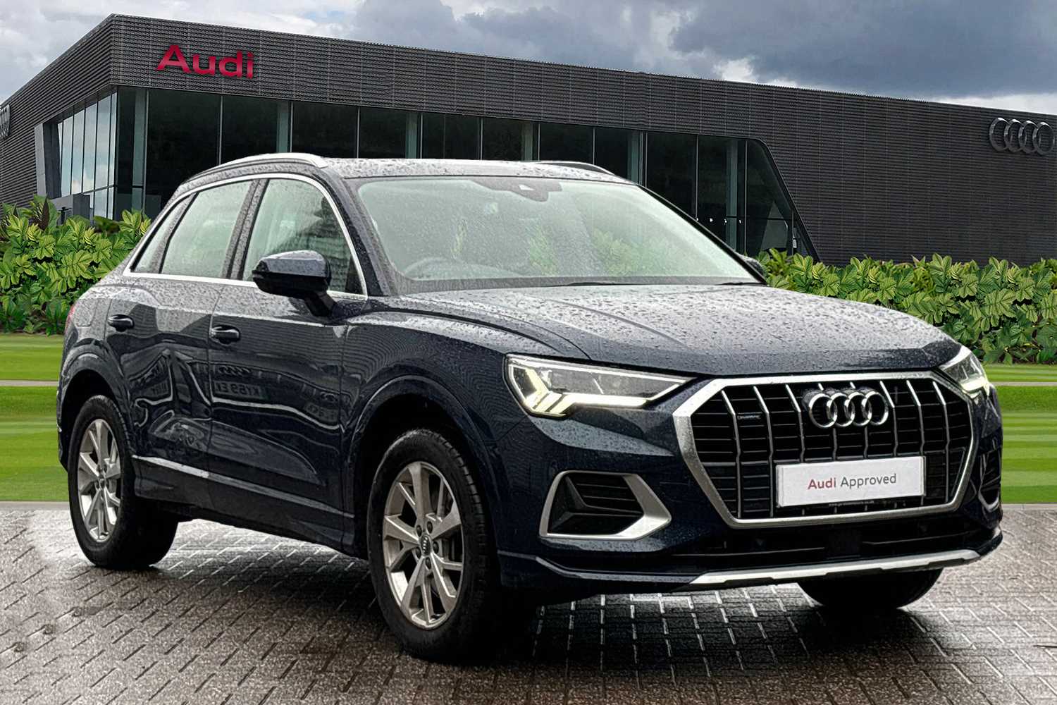 Main listing image - Audi Q3