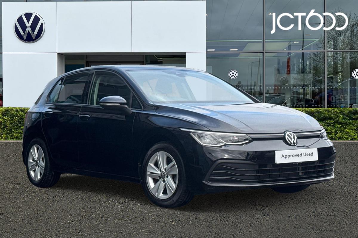 Main listing image - Volkswagen Golf