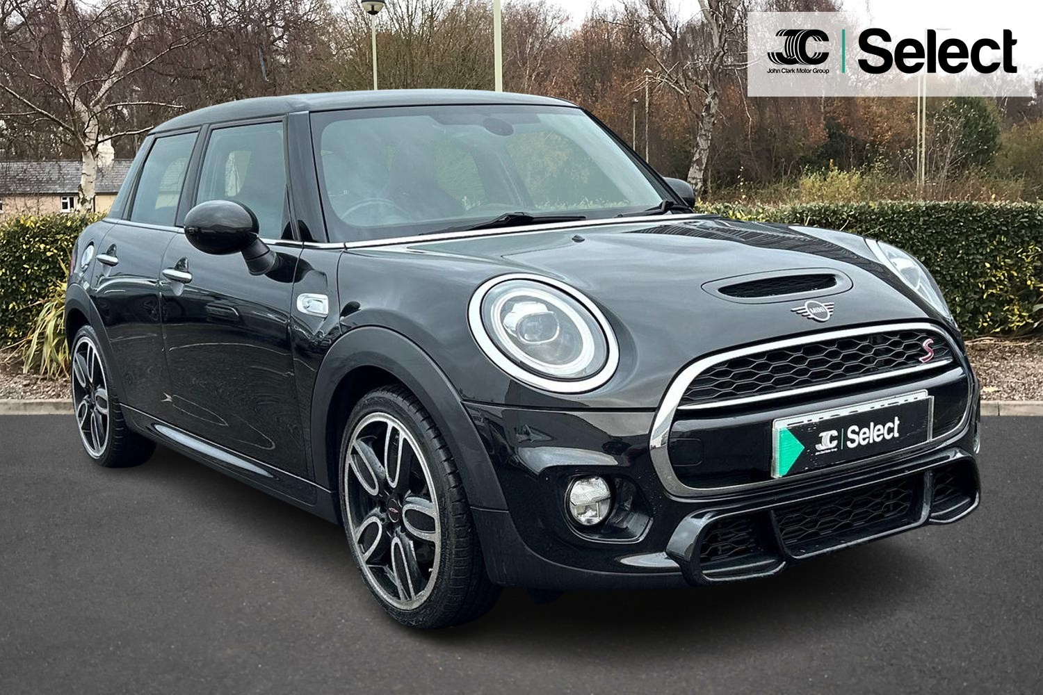 Main listing image - MINI Hatchback 5dr