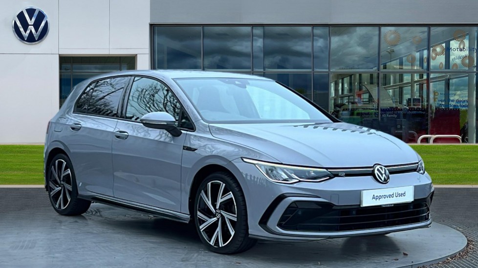 Main listing image - Volkswagen Golf