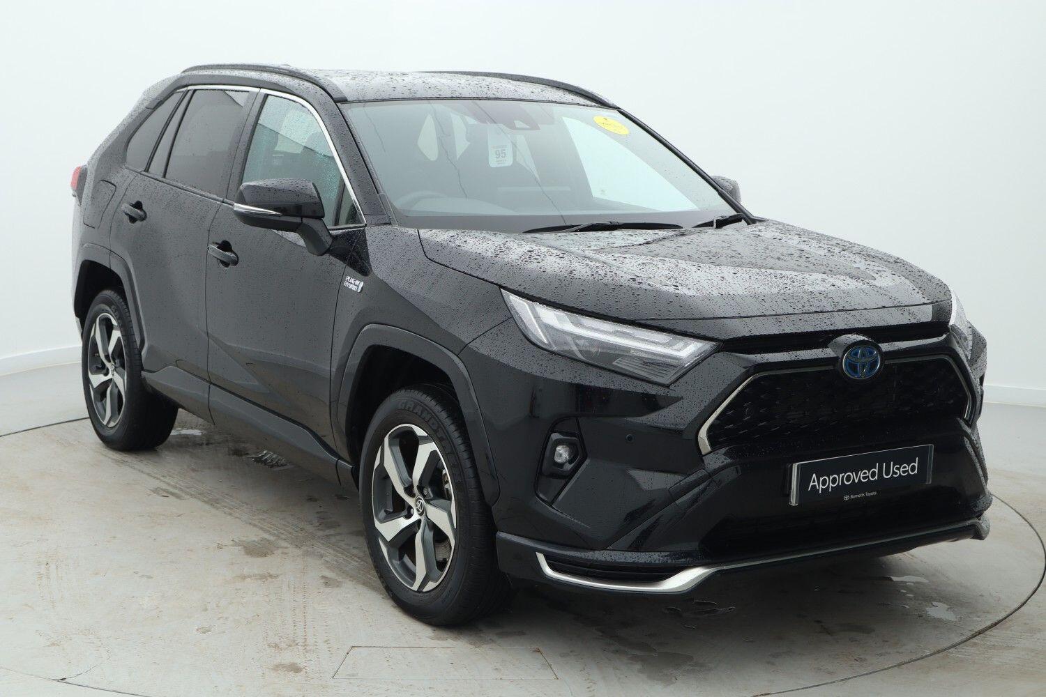 Main listing image - Toyota RAV4