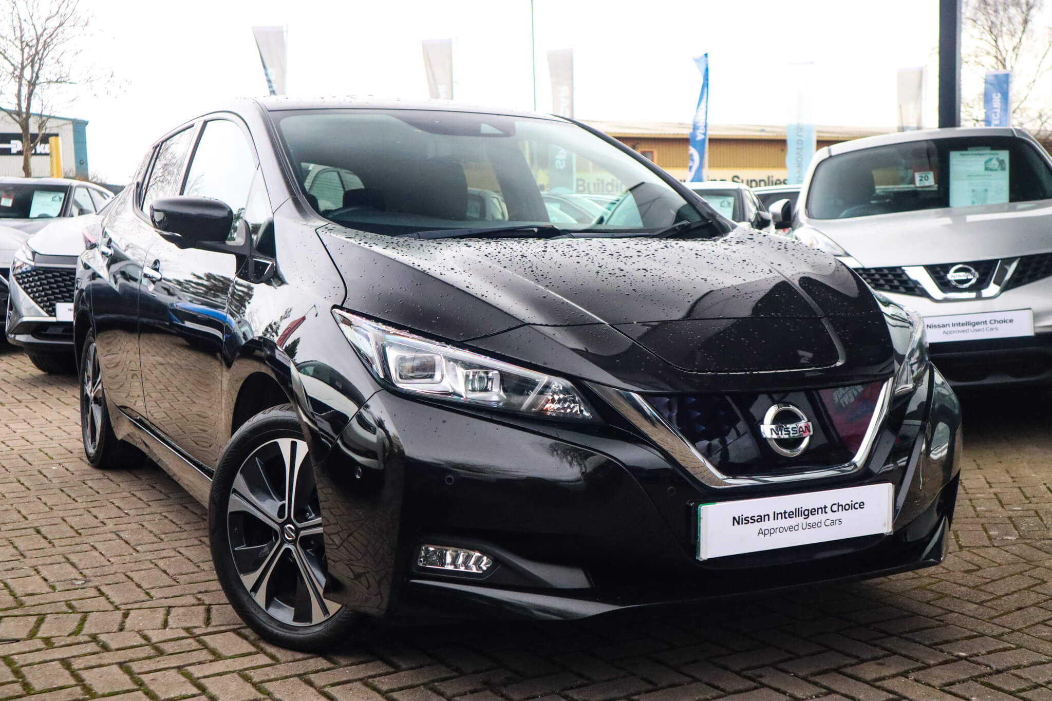 Main listing image - Nissan Leaf
