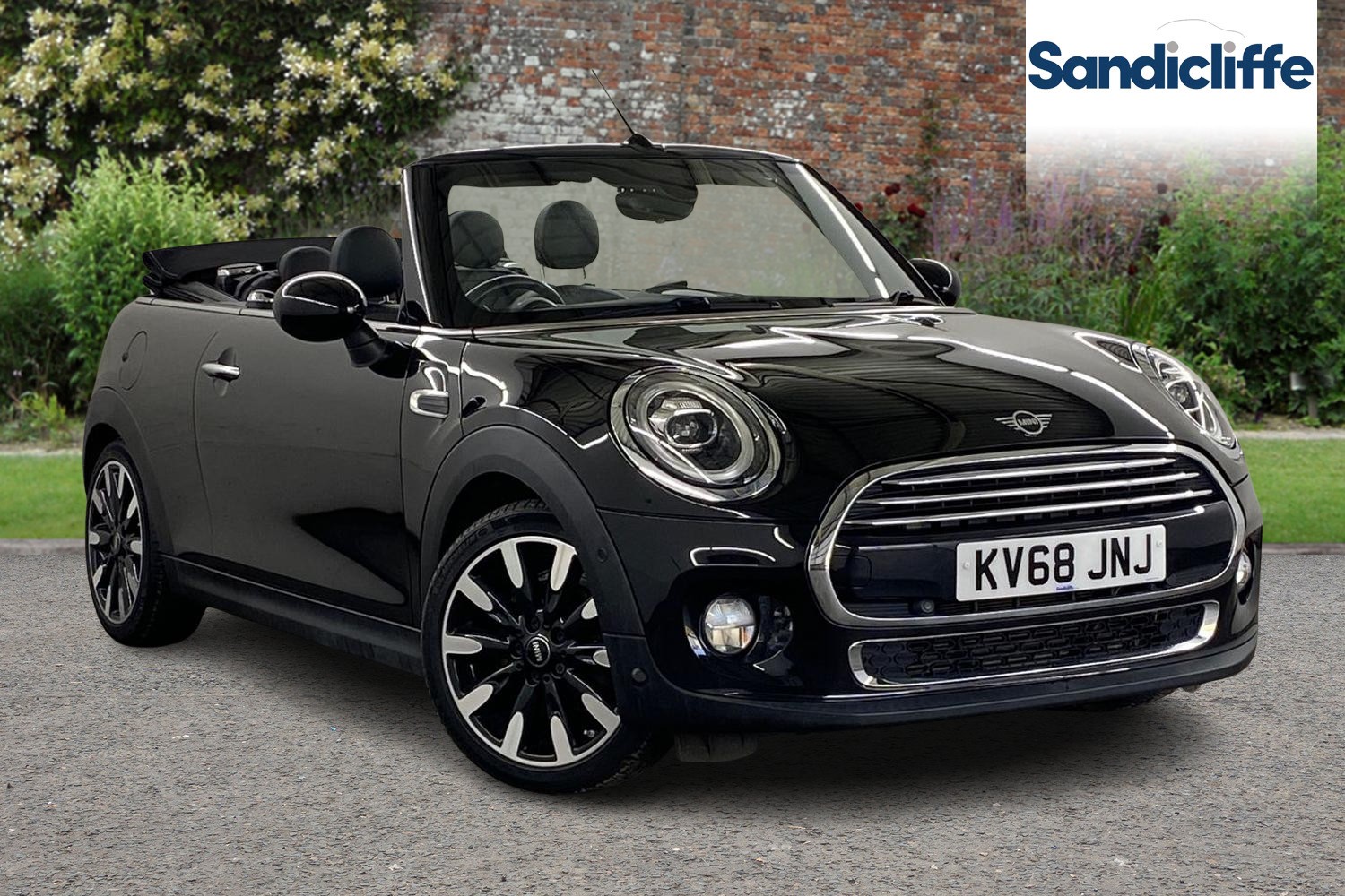 Main listing image - MINI Convertible