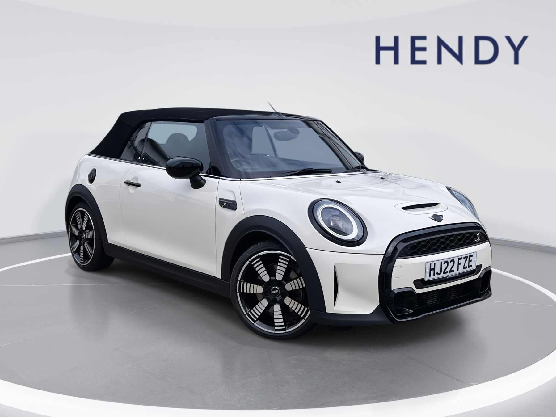 Main listing image - MINI Convertible