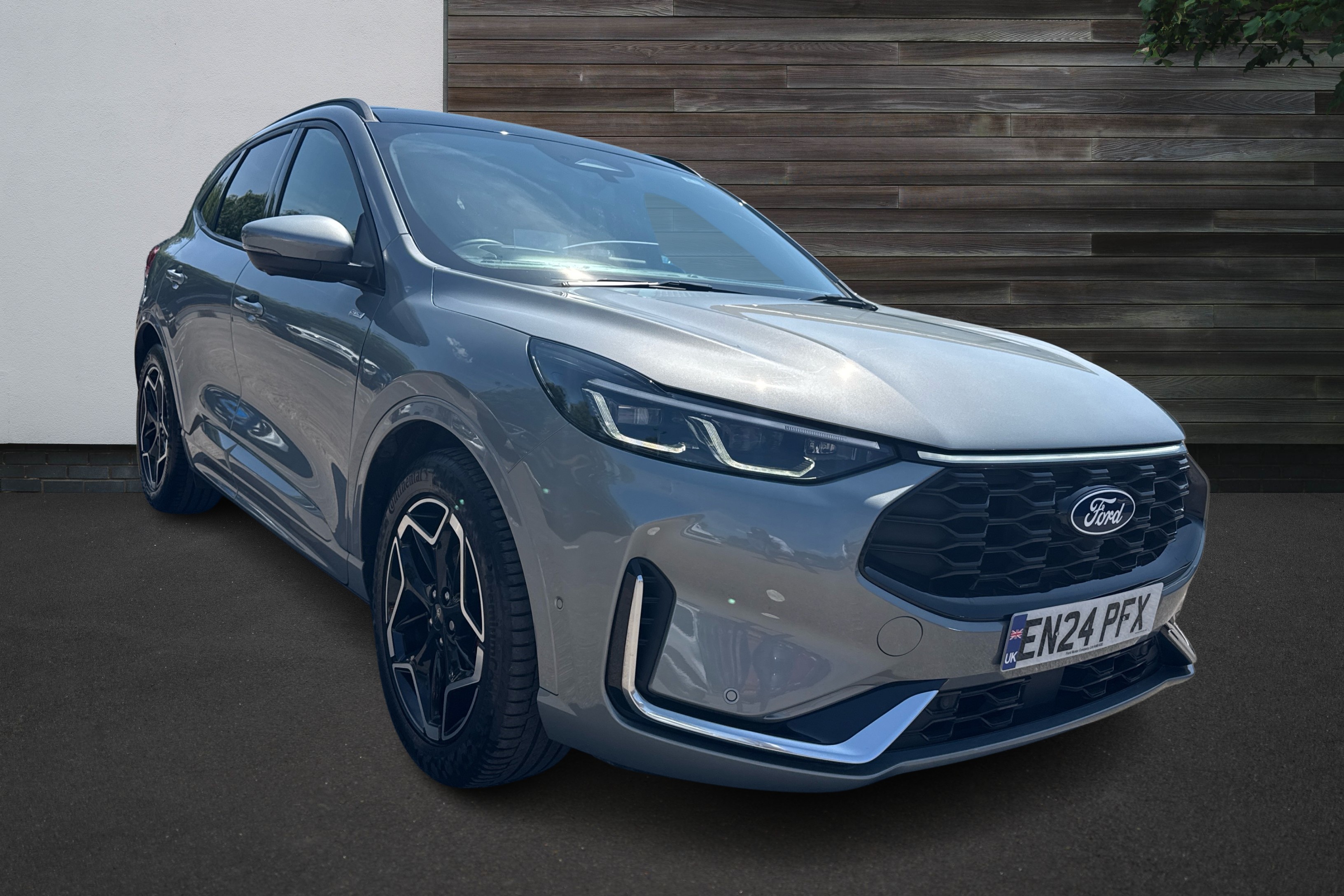 Main listing image - Ford Kuga