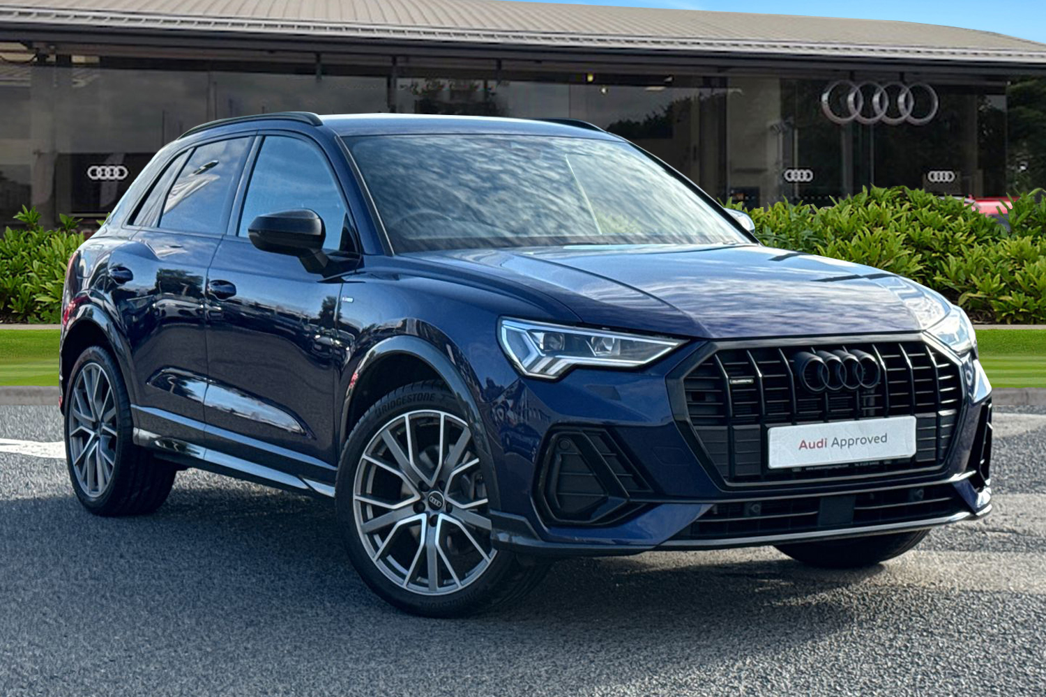 Main listing image - Audi Q3