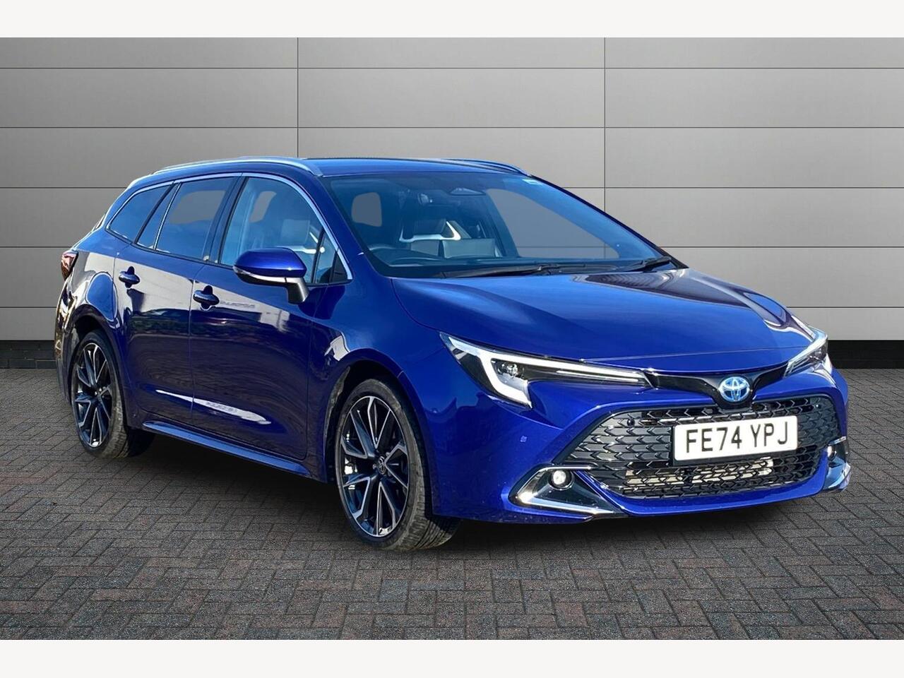 Main listing image - Toyota Corolla Touring Sport