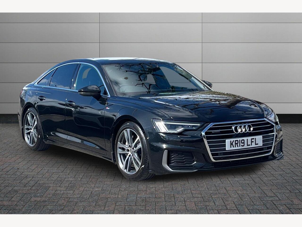 Main listing image - Audi A6