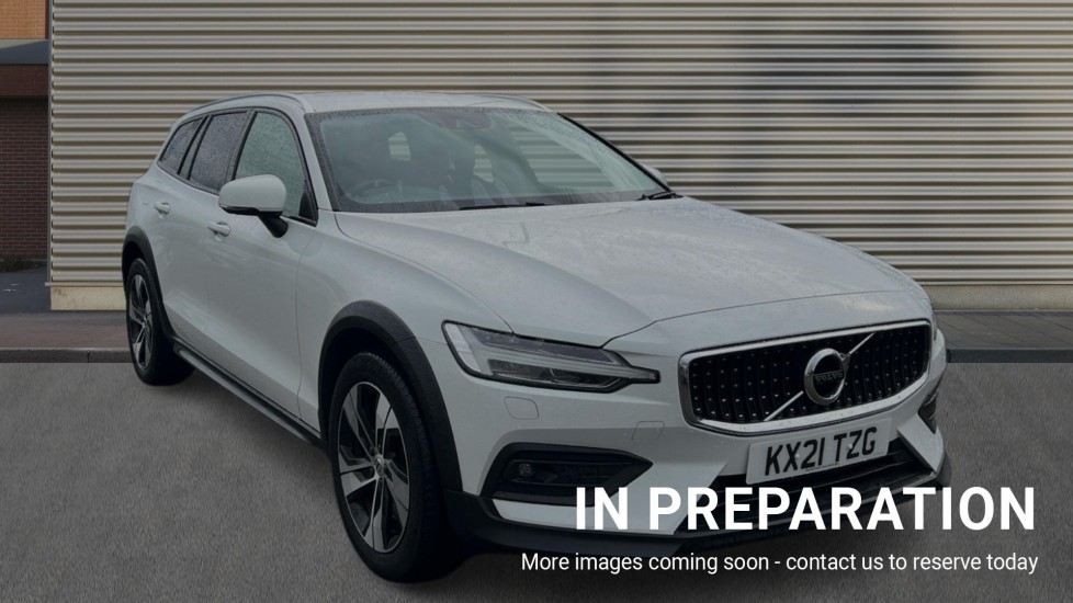 Main listing image - Volvo V60 Cross Country