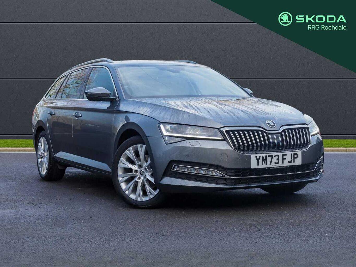 Main listing image - Skoda Superb Estate