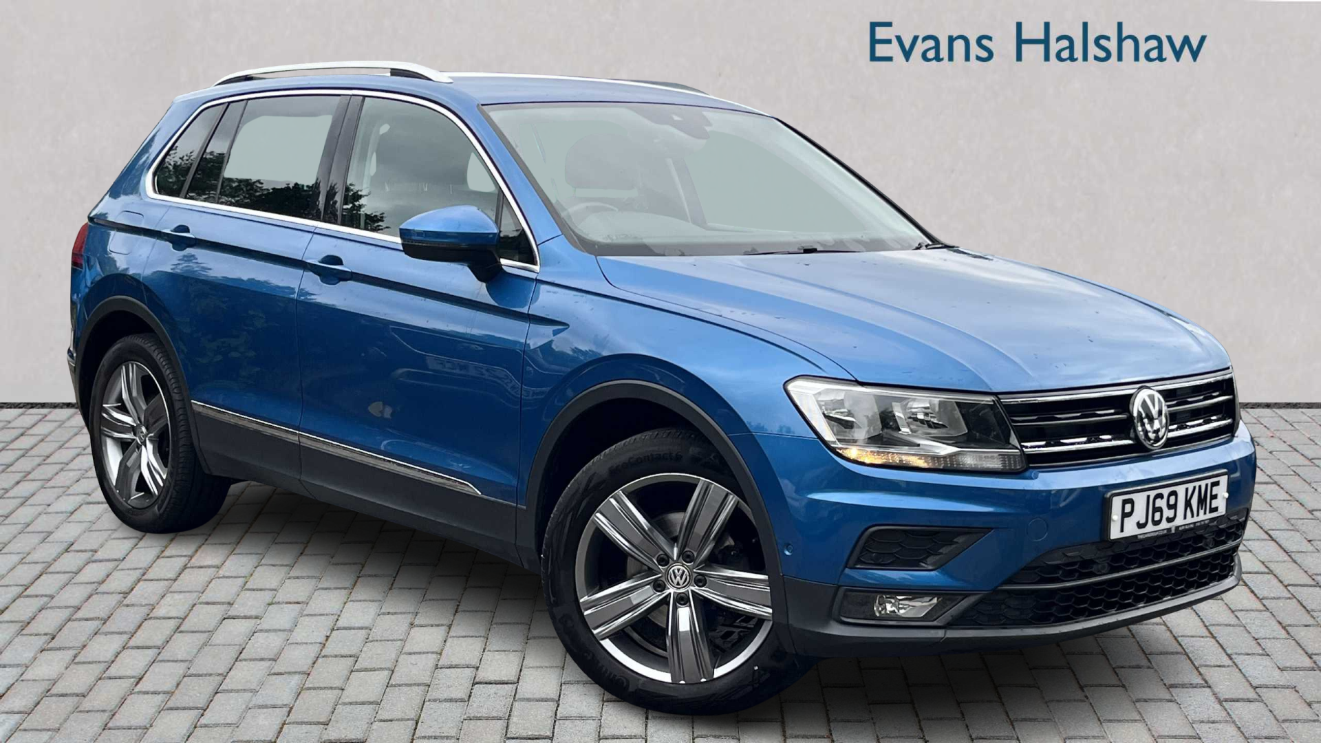 Main listing image - Volkswagen Tiguan