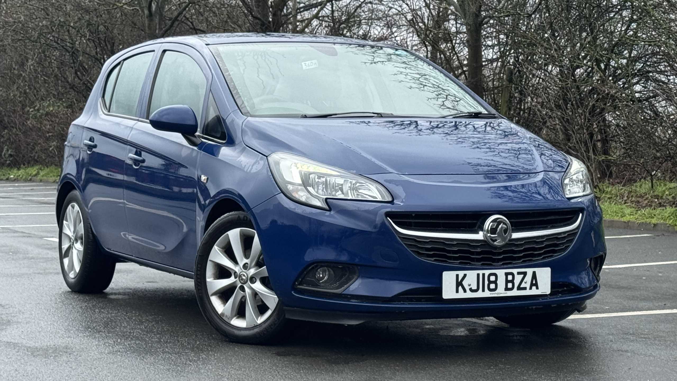 Main listing image - Vauxhall Corsa