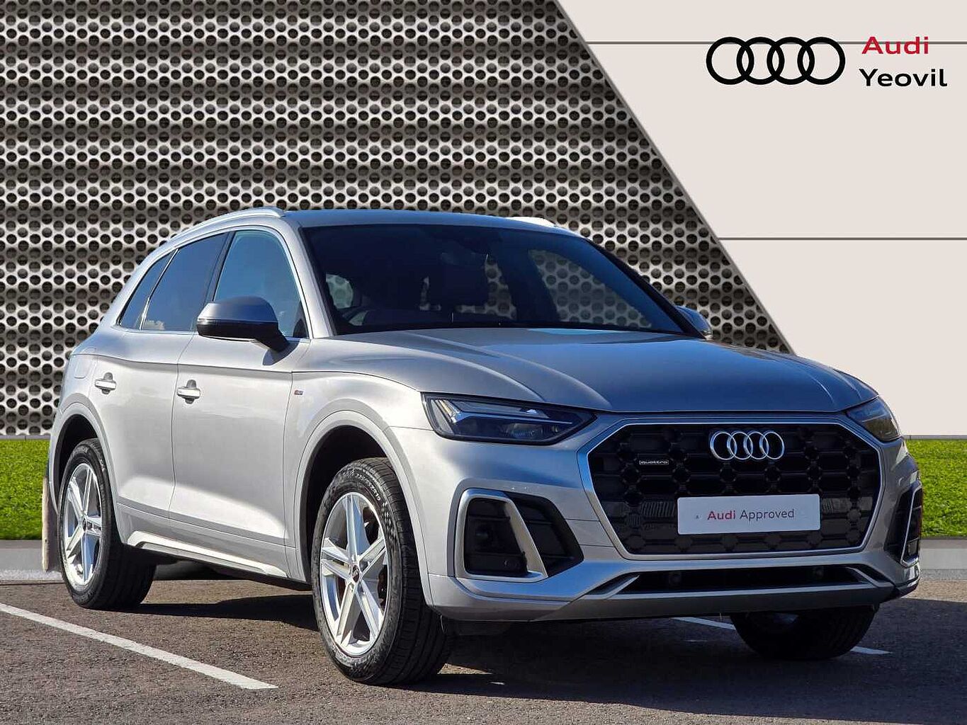 Main listing image - Audi Q5
