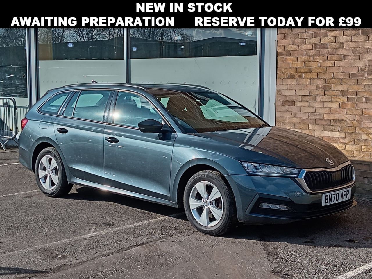 Main listing image - Skoda Octavia Estate