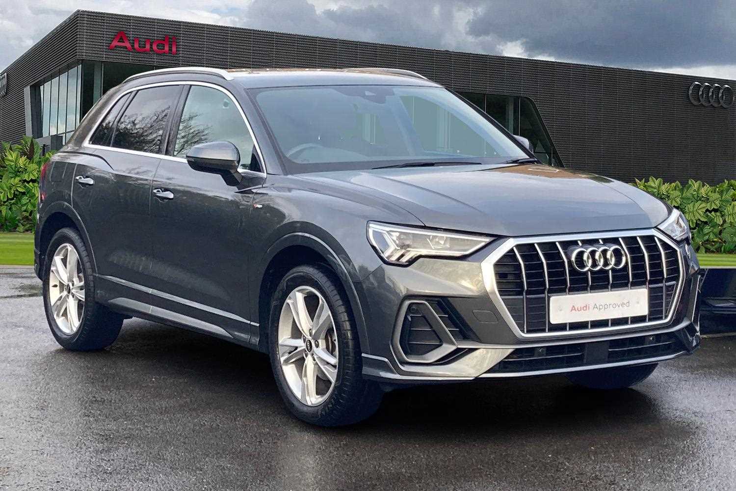 Main listing image - Audi Q3