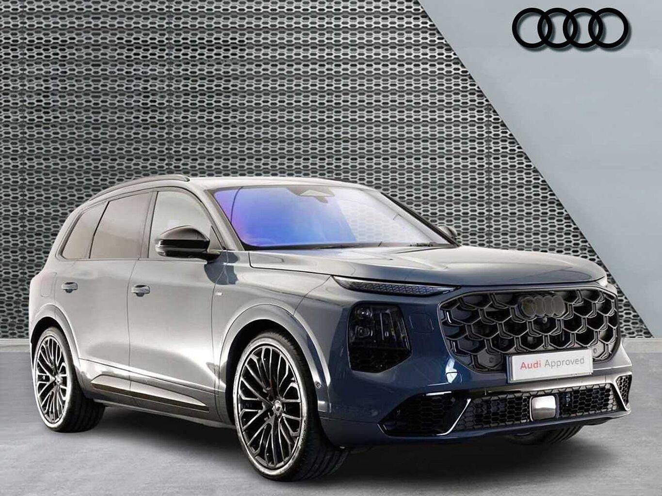 Main listing image - Audi Q7