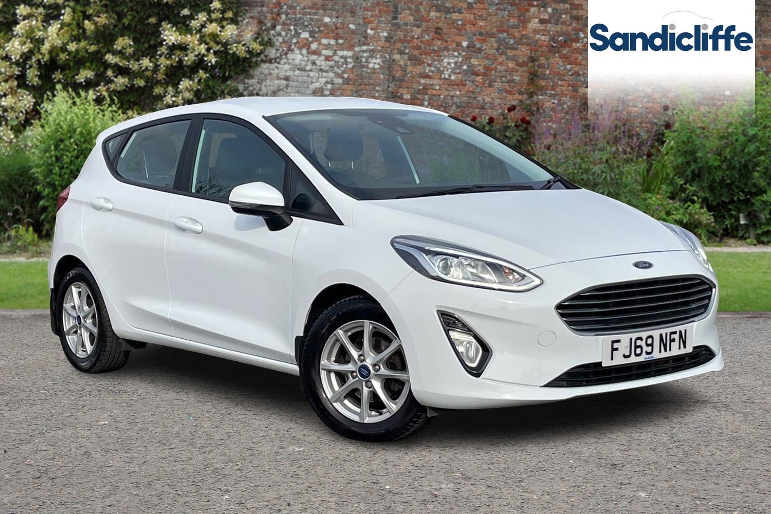 Main listing image - Ford Fiesta