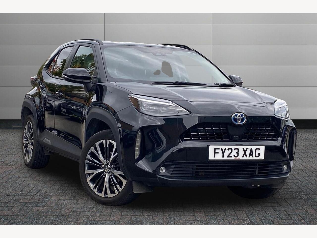 Main listing image - Toyota Yaris Cross